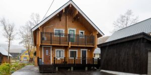 Izumikyo Log Home